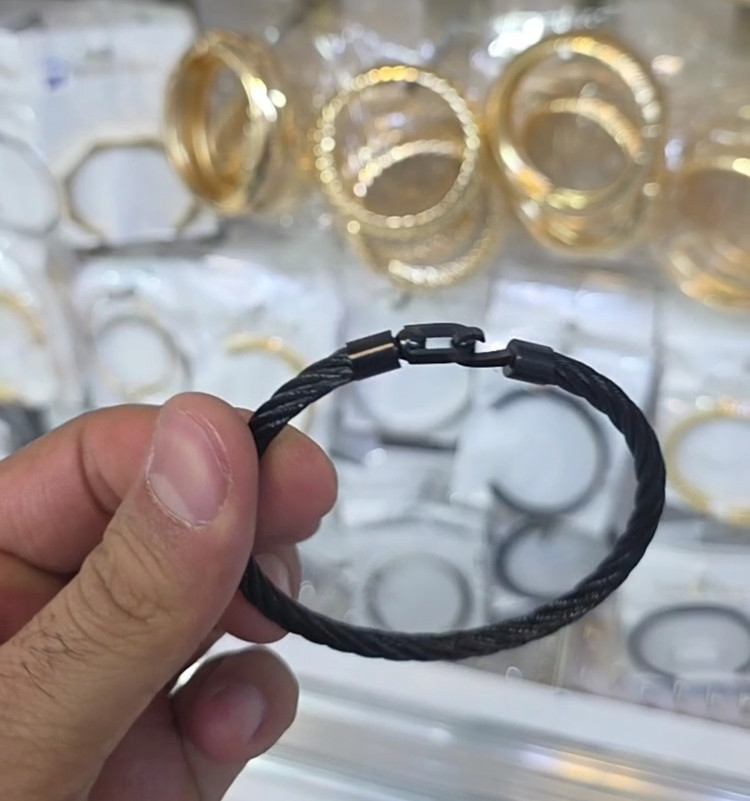 دستبند اسپرت استیل رنگ ثابت بنگل زنانه و مردانه